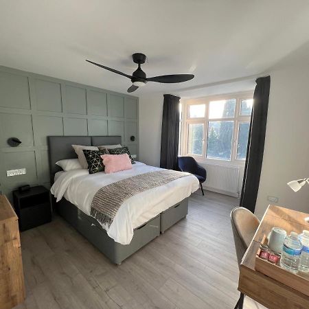 United Home B&B Σάλφορντ Εξωτερικό φωτογραφία